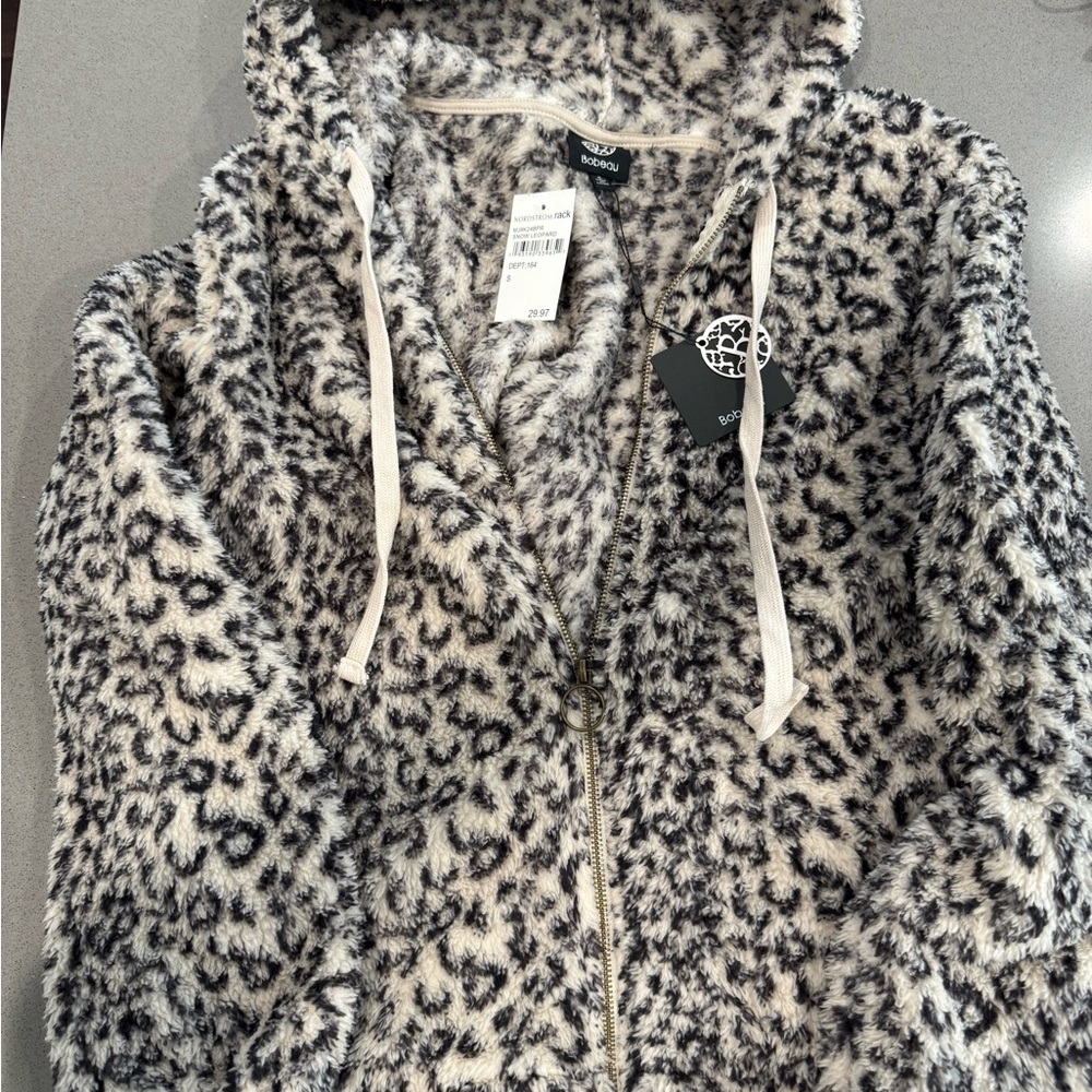NEW Bobeau Sherpa Leopard Print Hoodie – Size S – Ultra Plush Zip-Up Jacket!